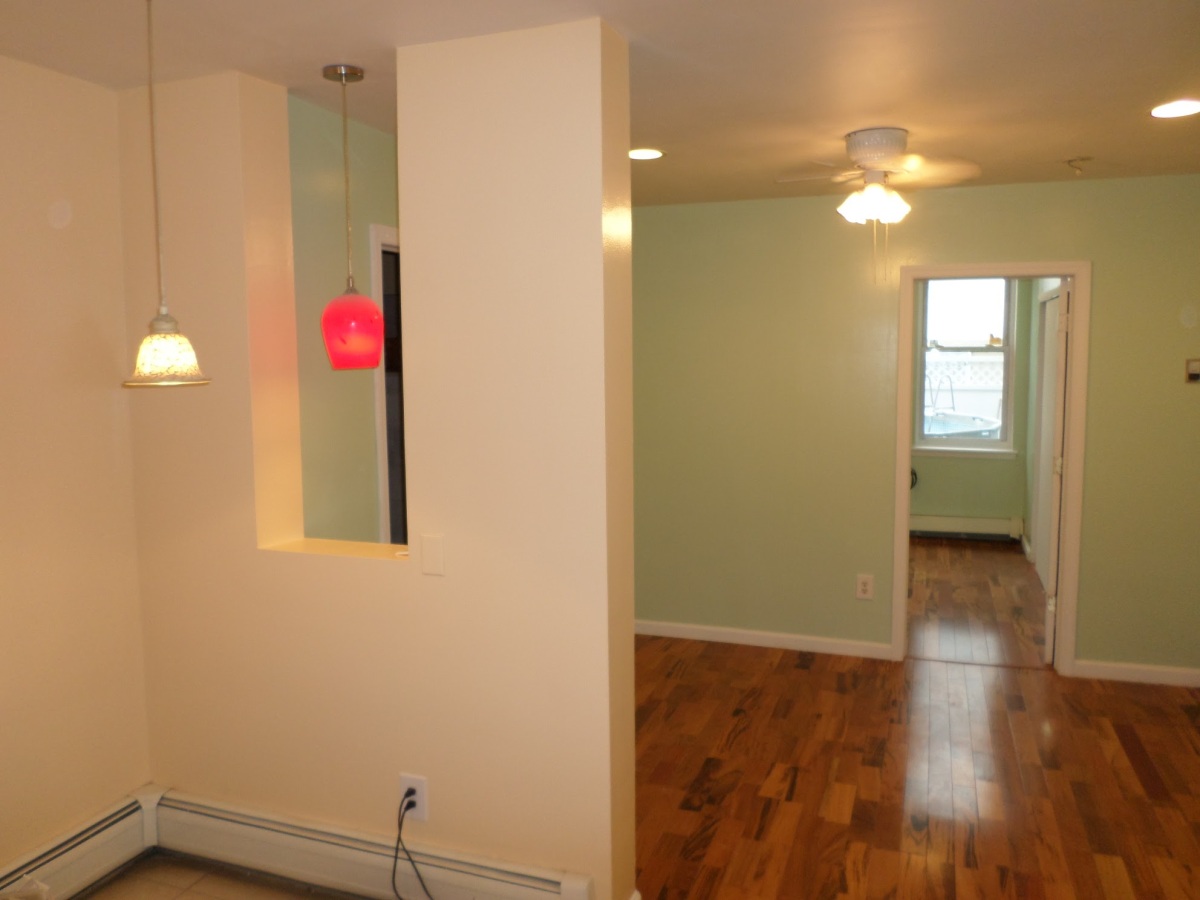 West New York – 1 Bedroom – $895 – RENTED!