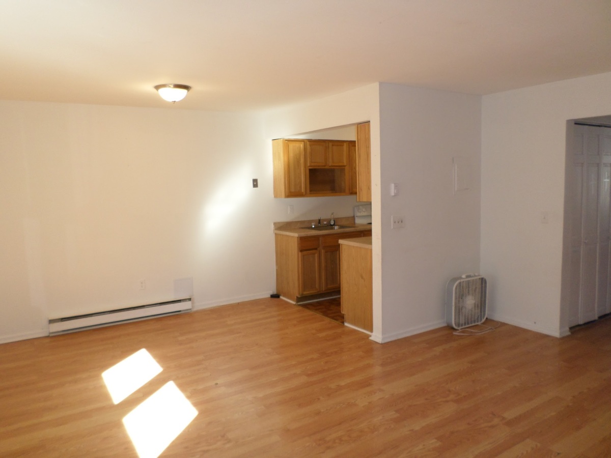 Guttenberg – 2 Bedroom – $1,450 – RENTED!
